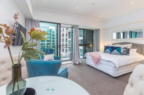 Comfortable & Cozy - Newly Furnished 'Quays' Share Save